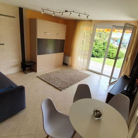 Appartamento Igényes 4 fős apartman közvetlen a strandnál Csopak Esterno foto