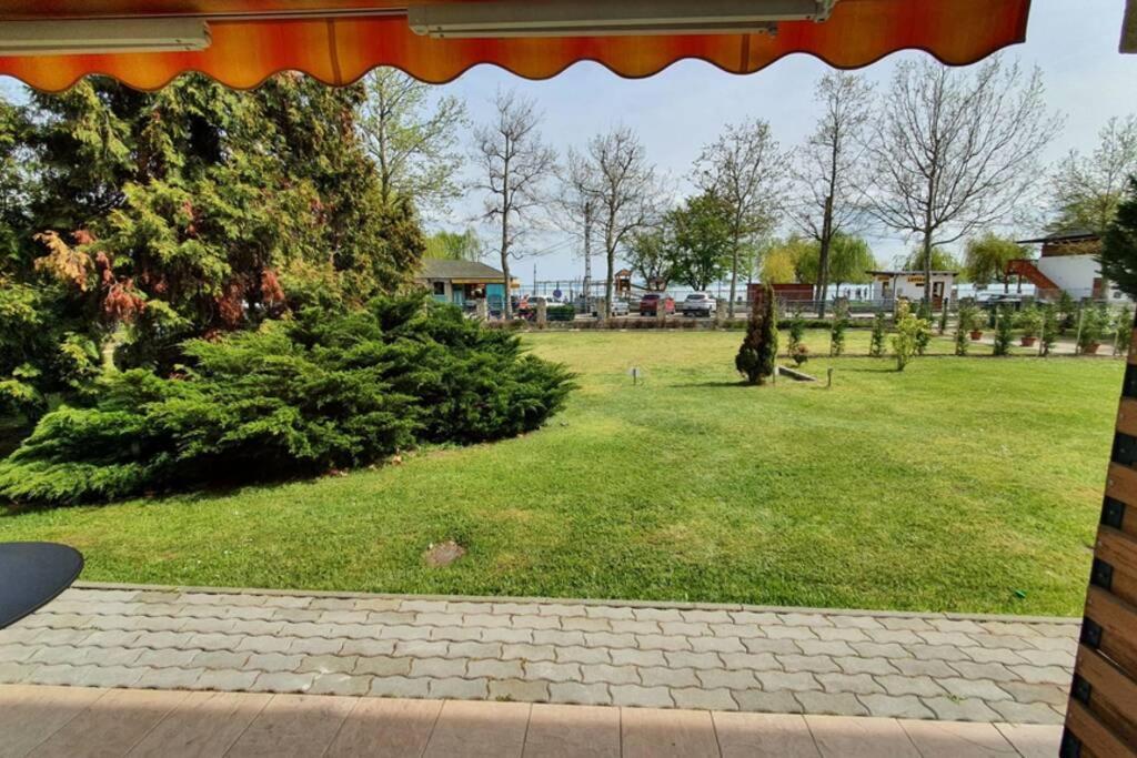 Appartamento Igényes 4 fős apartman közvetlen a strandnál Csopak Esterno foto